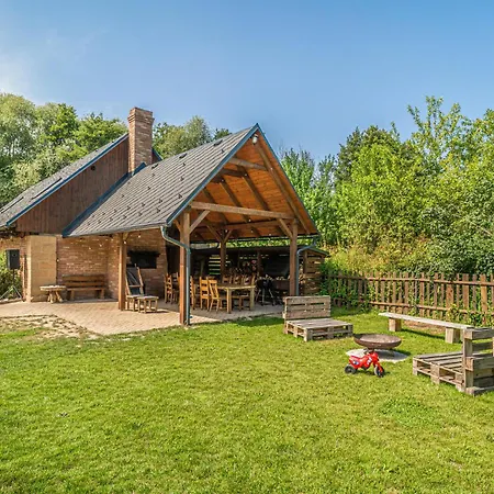 Buskovsky Mlyn 1580 Guest house Dolni Bousov