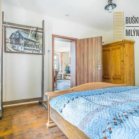 Buskovsky Mlyn 1580 بيت ضيافة 3*