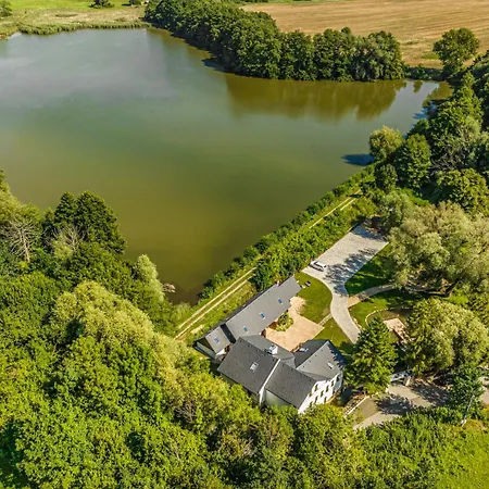 Buskovsky Mlyn 1580 Affittacamere Dolní Bousov