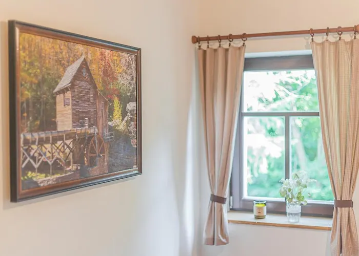 Buskovsky Mlyn 1580 3* Dolni Bousov